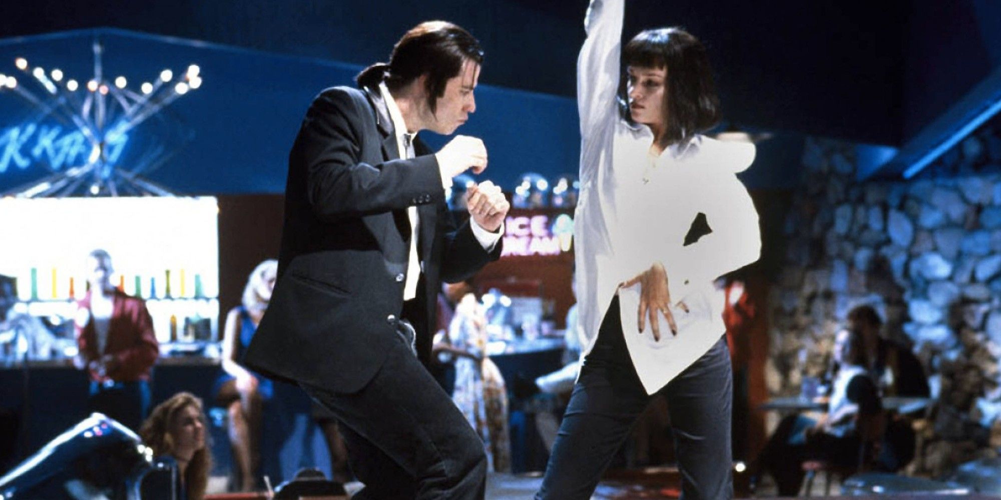 John Travolta et Uma Thurman dansent dans Pulp Fiction