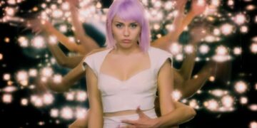 Black Mirror : Miley Cyrus raconte les terribles crises de panique résultant de la série