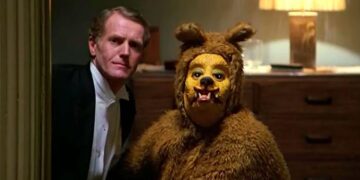 Shining: la scena dell’orso potrebbe nascondere un inquietante significato