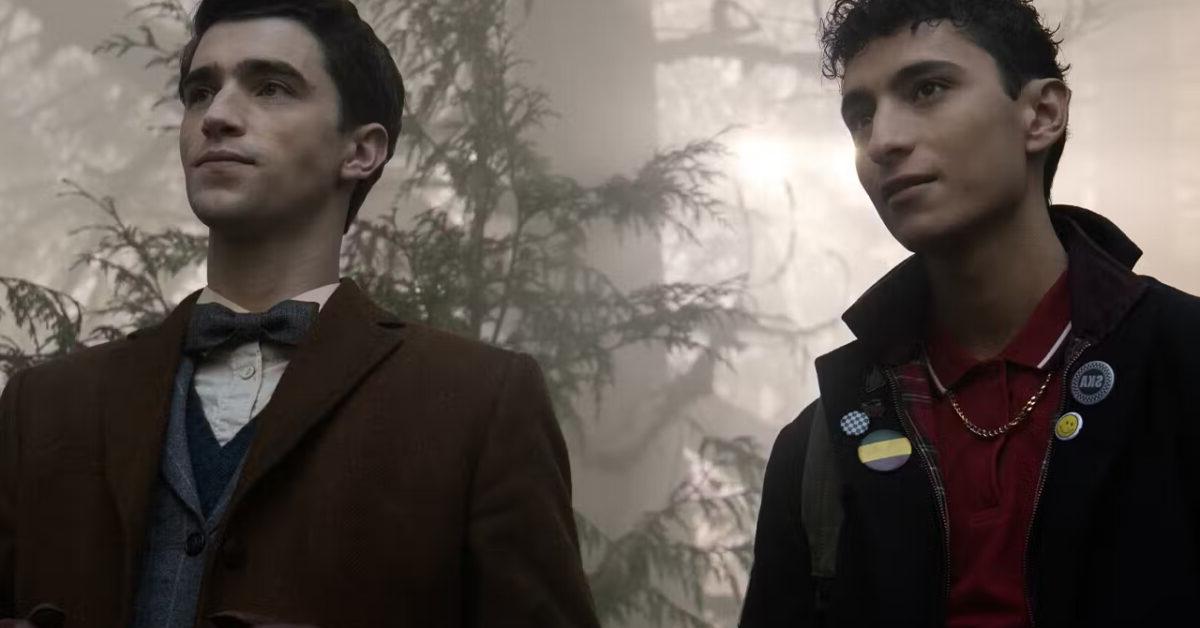 Dead Boy Detectives : les co-stars George Rexstrew et Jayden Revri sur cette déclaration d'amour et ce qu'ils aimeraient voir dans la saison 2