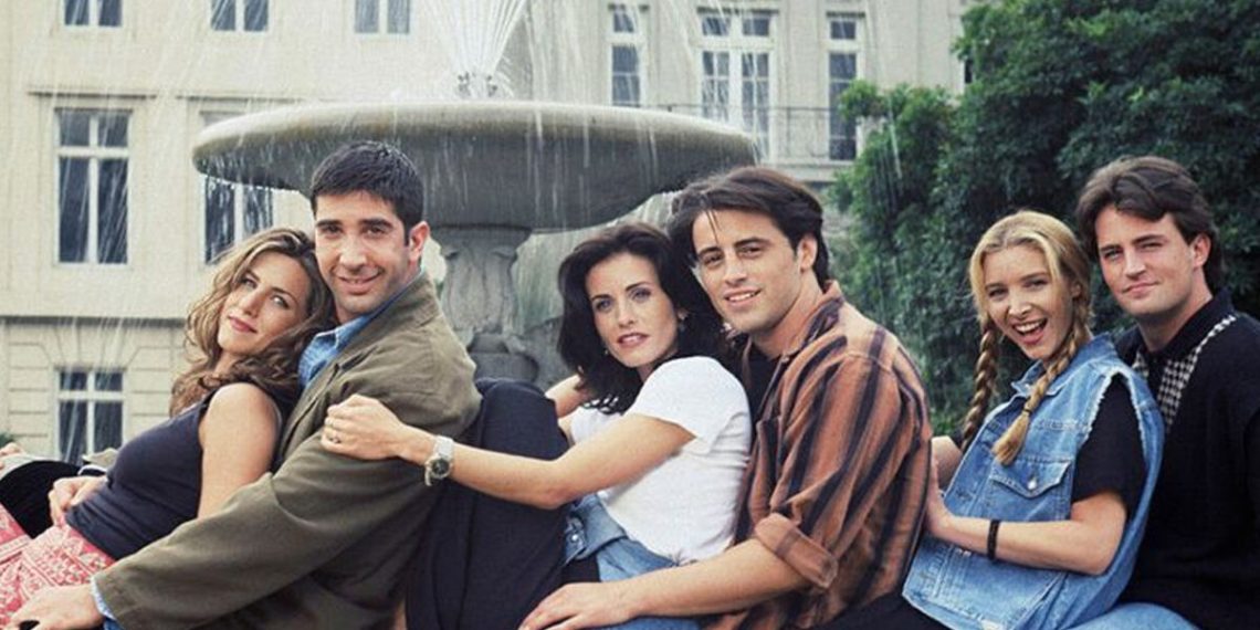 Friends : souvenirs de la série télévisée vendus aux enchères (dont le canapé Central Perk). PHOTO