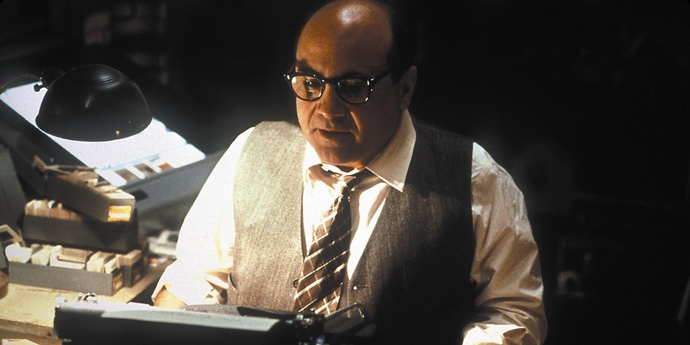 Danny DeVito dans le rôle de Sid Hudgens dans LA Confidential 