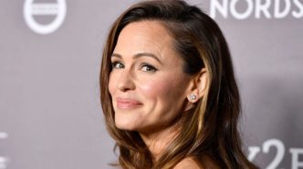 Le week-end cinq étoiles: Jennifer Garner Protagoniste et producteur de la série