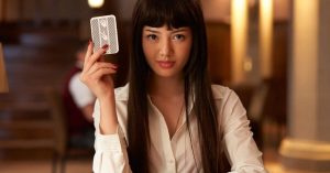 Kakegurui: trama, trailer e cast della serie Netflix sul gioco d'azzardo clandestino