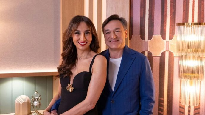 L'amore è cieco: Italia, Benedetta Parodi e Fabio Caressa host dello show Netflix