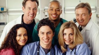 Scrubs ritorna! ABC ordina il reboot: Zach Braff, Donald Faison e Sarah Chalke di nuovo insieme