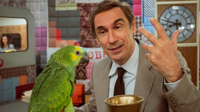 Portobello, Fabrizio Gifuni è Enzo Tortora nella nuova immagine ufficiale della serie