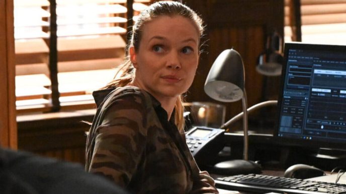 Anna Pigeon: Tracy Spiridakos protagonista della nuova serie di USA Network