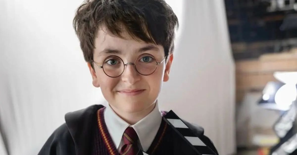Harry Potter e i Weasley tornano a King's Cross: le foto dal set della serie