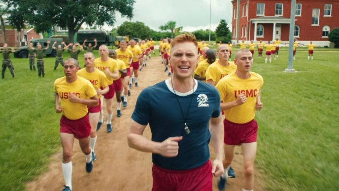 La serie Netflix che ha irritato il Pentagono: la storia vera di un cadetto gay negli anni Novanta